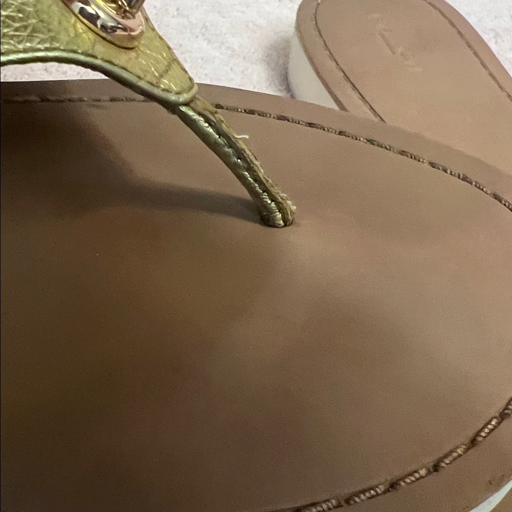 Coach Shelly A01045 gold tone, thong slipper size 11 B - Picture 15 of 16